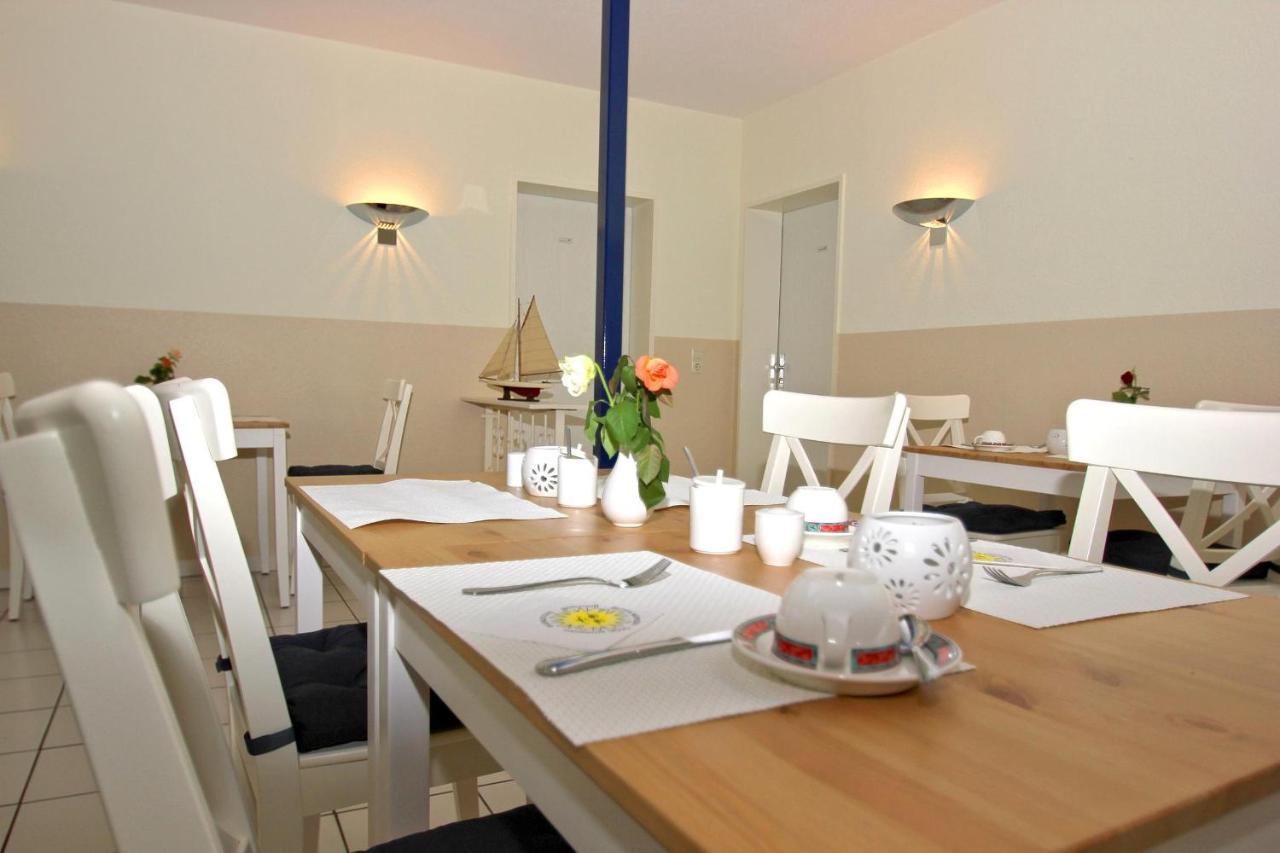 F-1010 Strandhaus Moenchgut Bed&Breakfast Dz 28 Terrasse Strandnah, Inkl Fruehstueck 로베 외부 사진