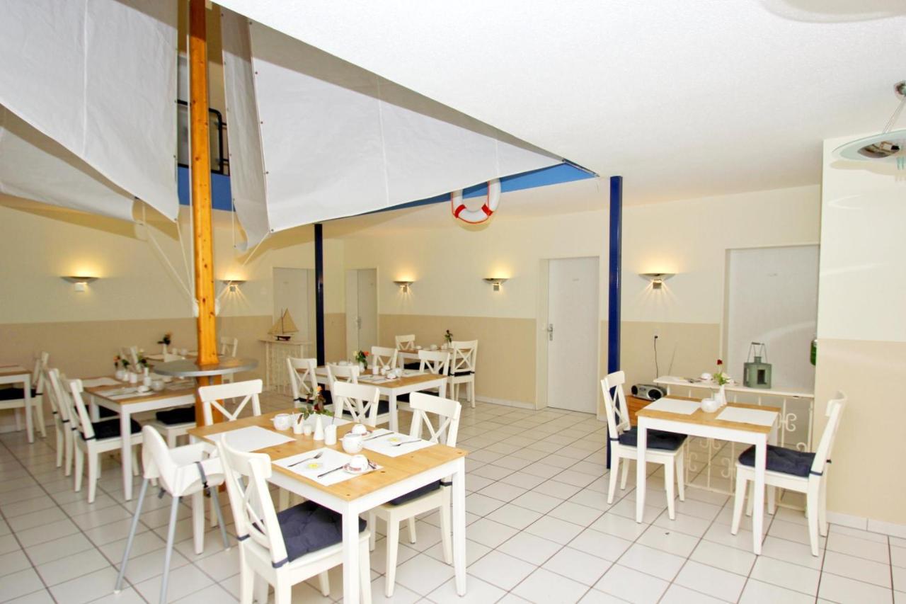 F-1010 Strandhaus Moenchgut Bed&Breakfast Dz 28 Terrasse Strandnah, Inkl Fruehstueck 로베 외부 사진